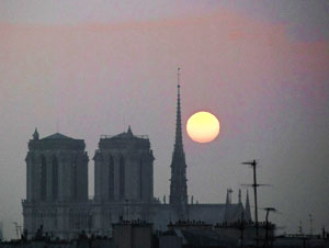 Paris Update sunrise notre dame4