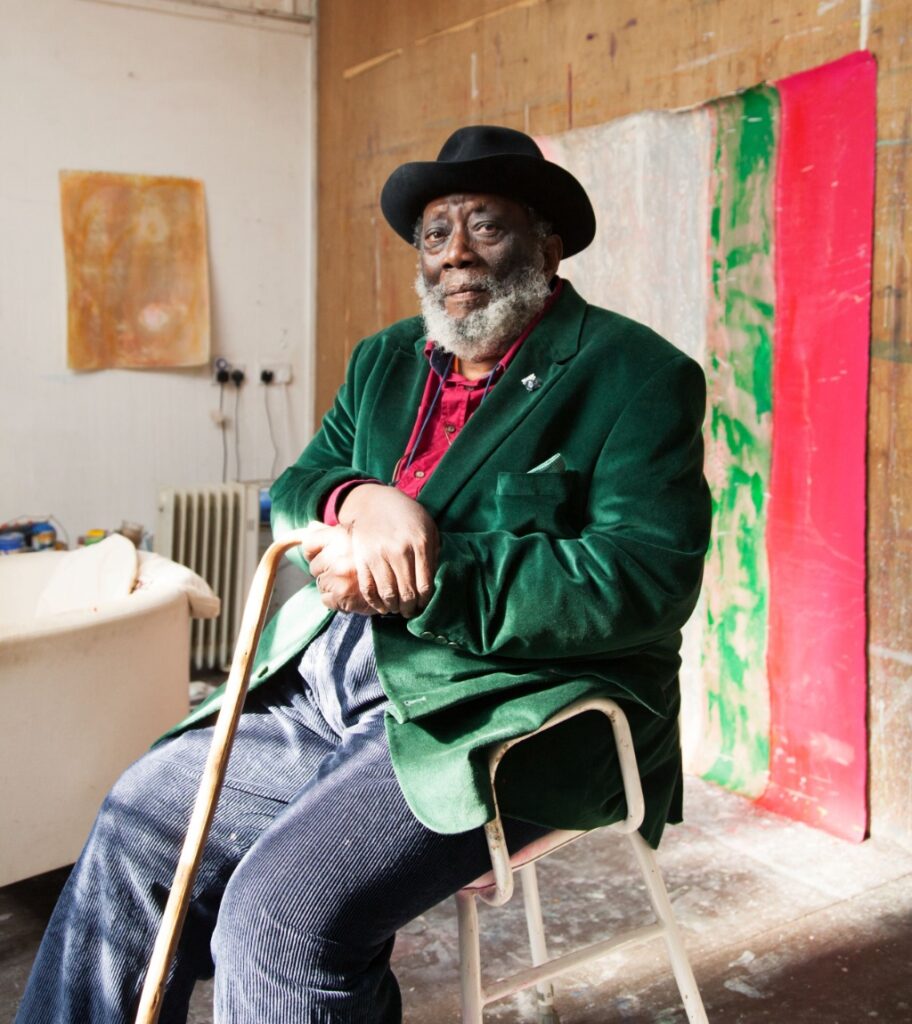 Sir Frank Bowling in his London Studio (2017)© Alastair Levy